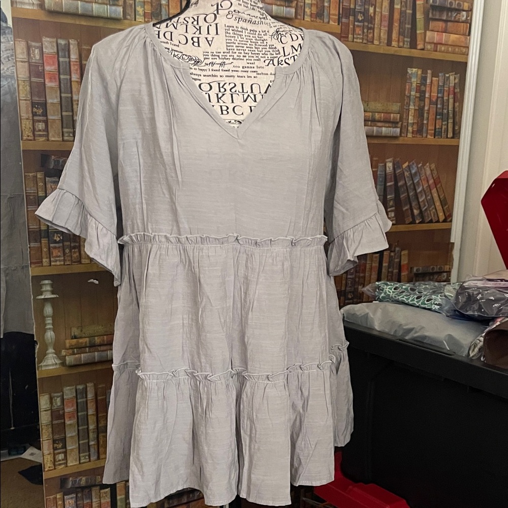 Chic Light Gray Women's Blouse with Ruffle Details